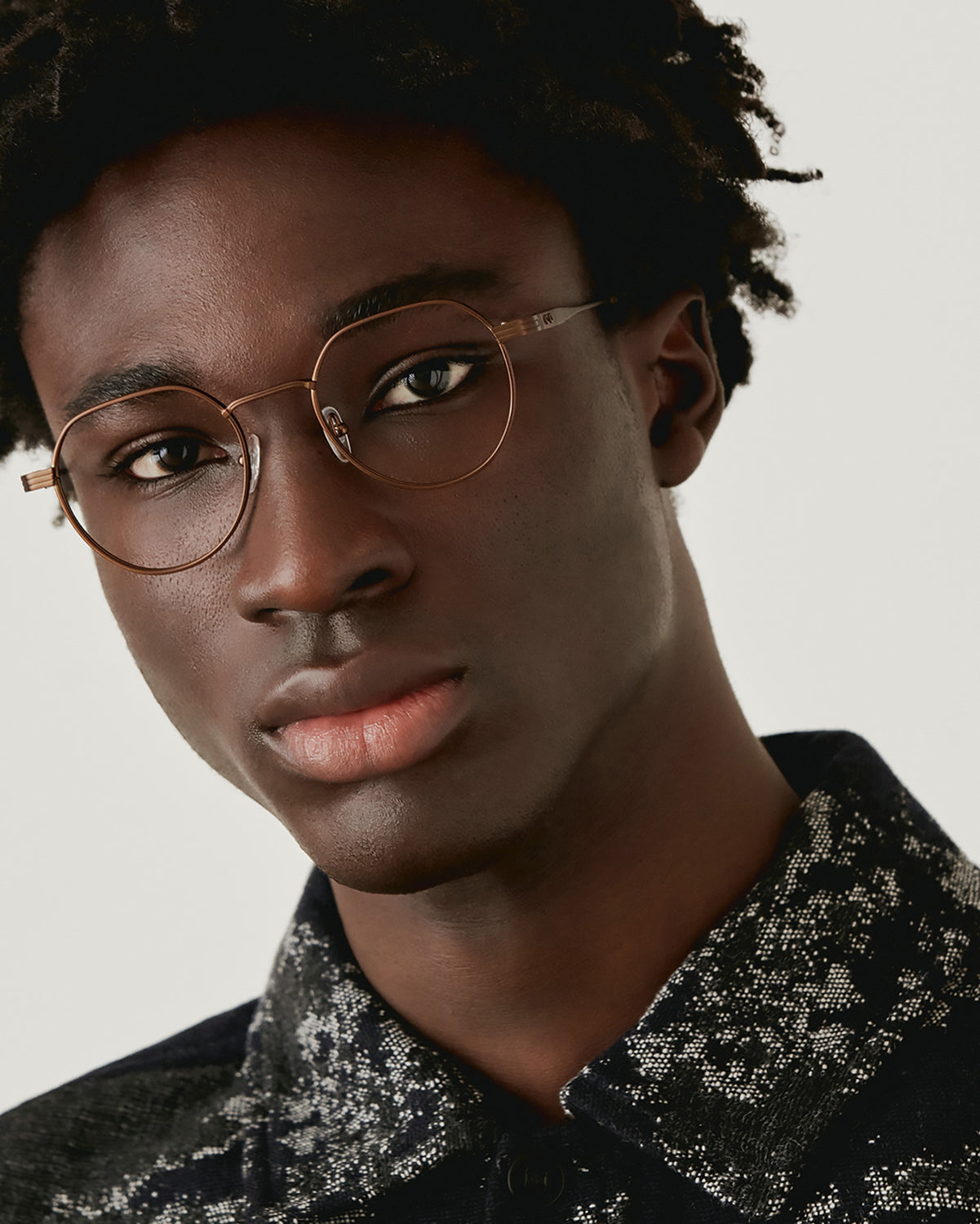 BERNINI: Redondas Titanio-Acetato Marrón optical glasses by GIGI STUDIOS 4618