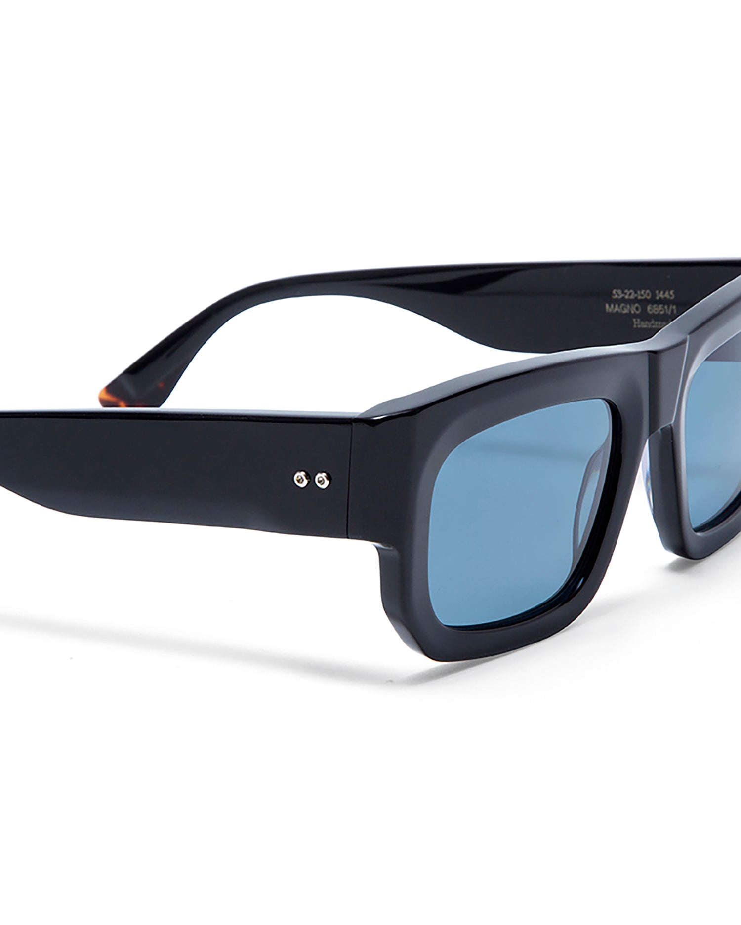 MAGNO: Rectangular Acetato Noir sunglasses by GIGI STUDIOS 5415