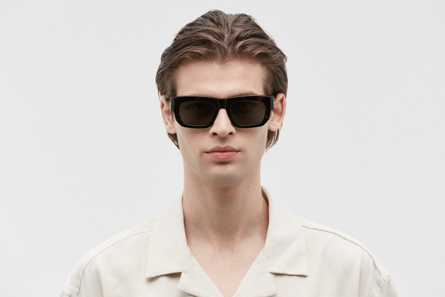 MAGNO: Rectangular Acetato Havana sunglasses by GIGI STUDIOS 5417