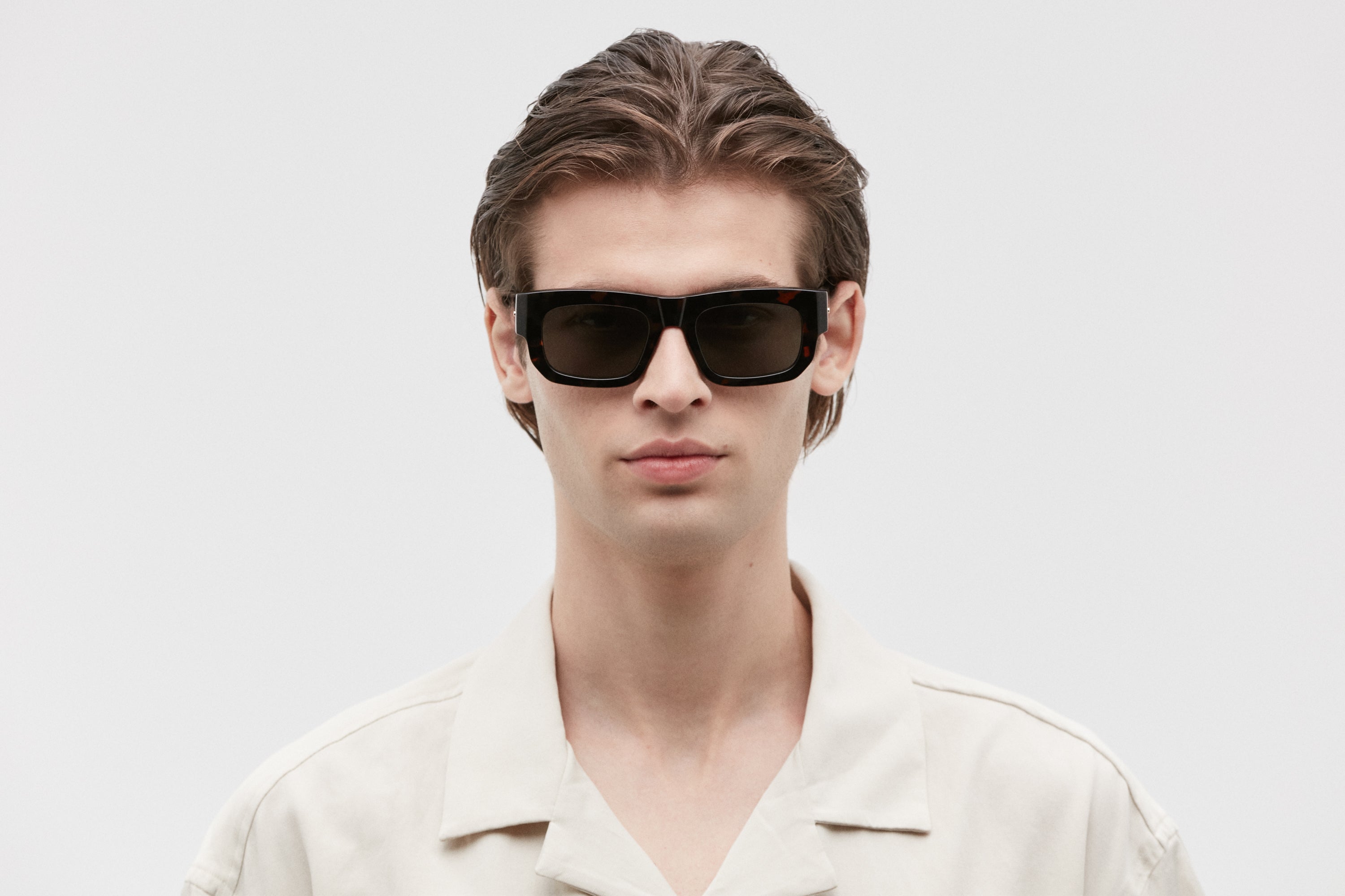 MAGNO – GIGI STUDIOS