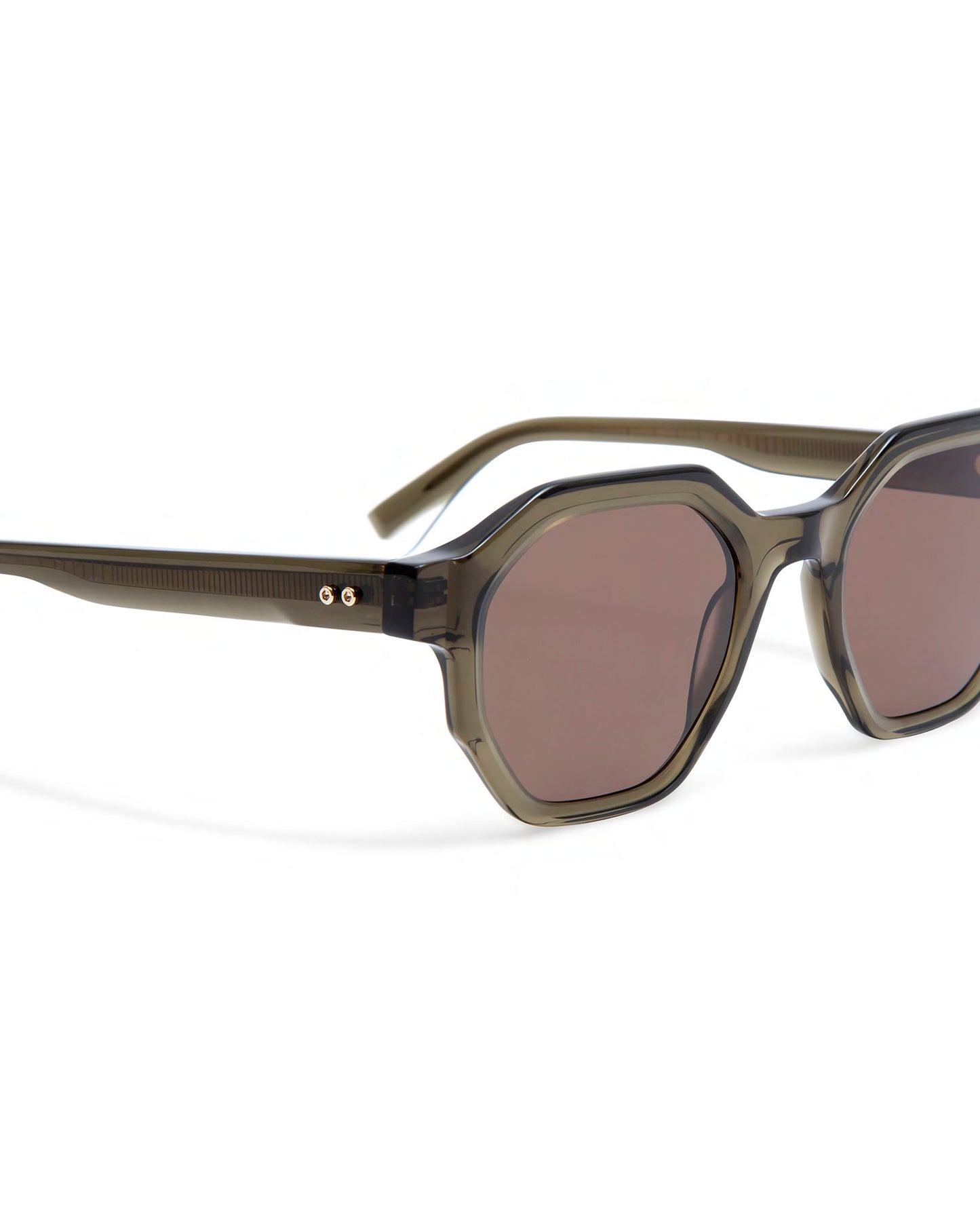 BENZ: Geométricas Acetato Verde sunglasses by GIGI STUDIOS 14