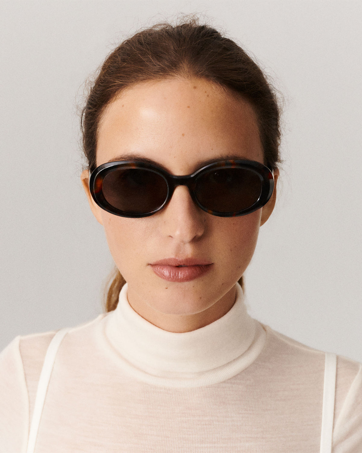 ANJA: Redondas Acetato Havana sunglasses by GIGI STUDIOS 198