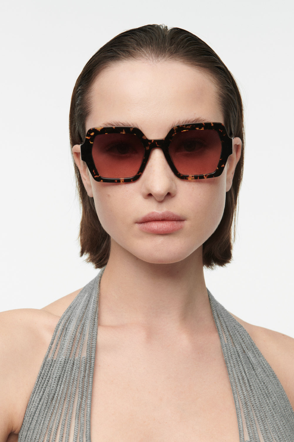 GS1021_22S_THRIVE024_1