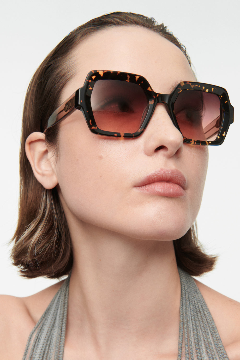 GS1021_22S_THRIVE024_3