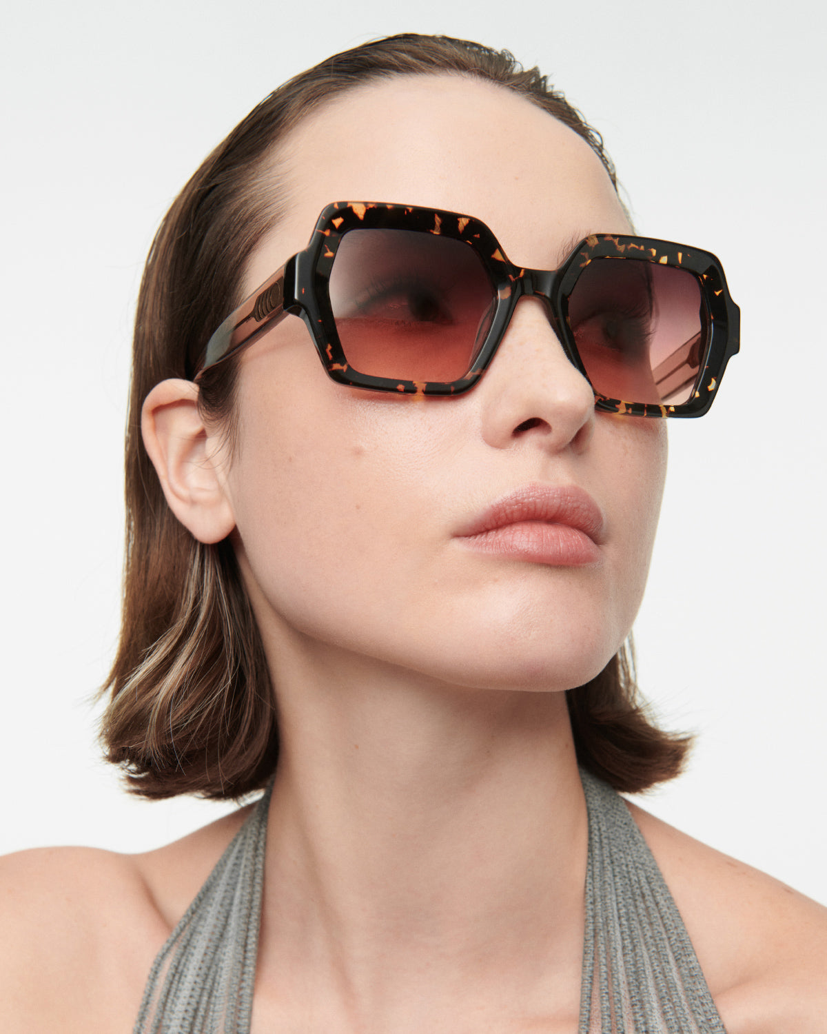 THRIVE 024: Geométricas Acetato Havana sunglasses by GIGI STUDIOS 7689