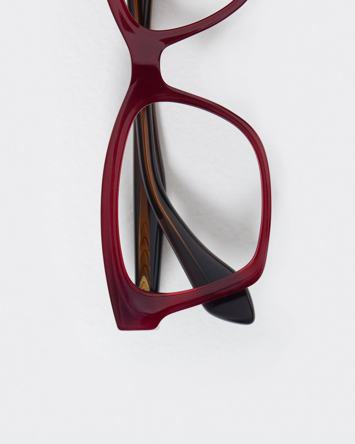 ADELYN: Cat Eye Acetato Rojo optical glasses by GIGI STUDIOS 11771