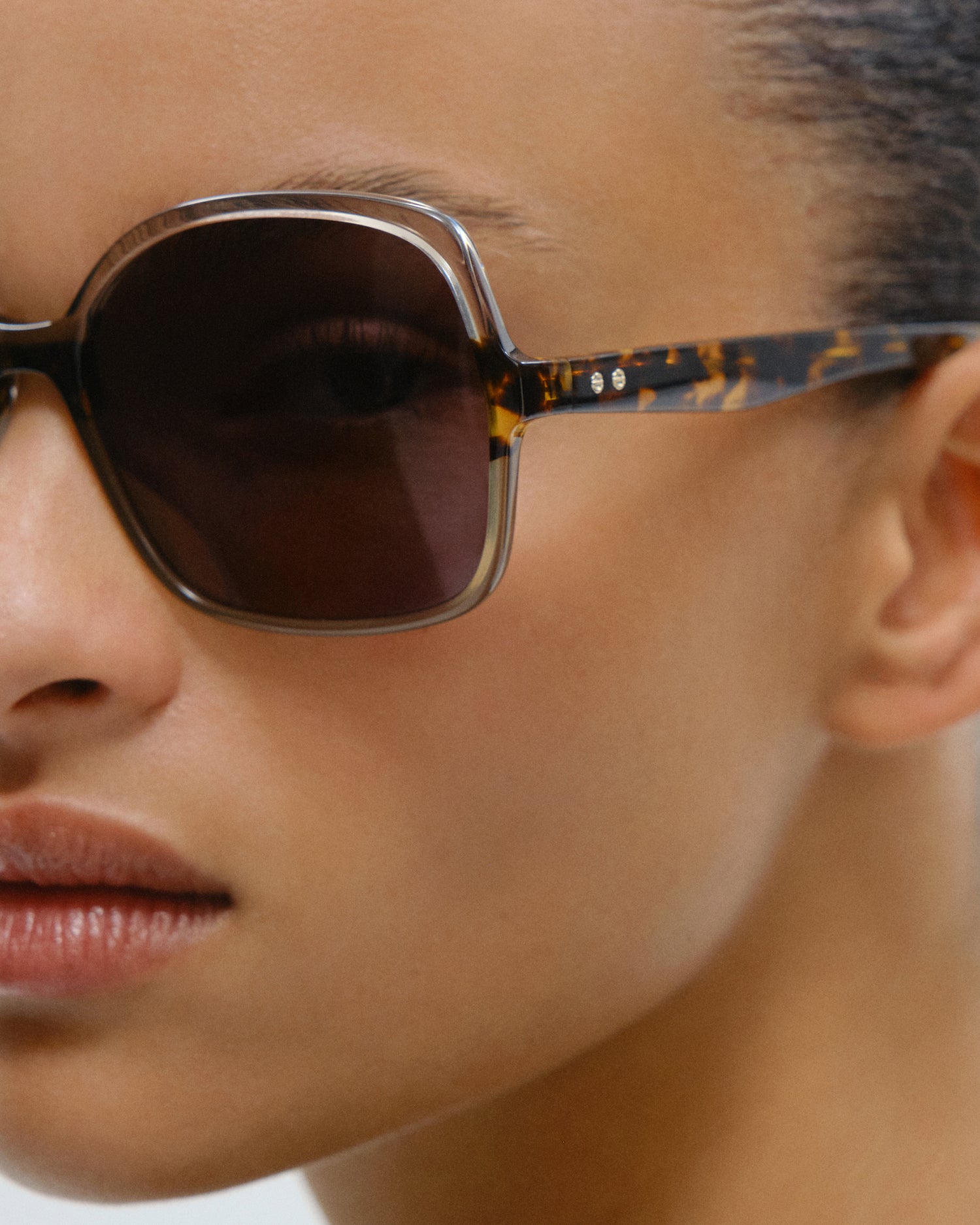 MAEN: Cuadrada Acetato Marrón sunglasses by GIGI STUDIOS 11463