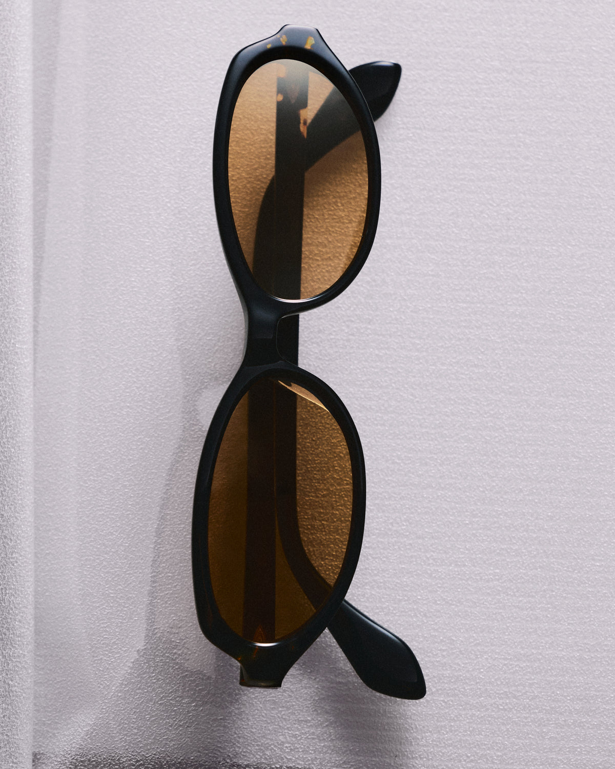ALVINA: Tiny Acetato Noir sunglasses by GIGI STUDIOS 14648
