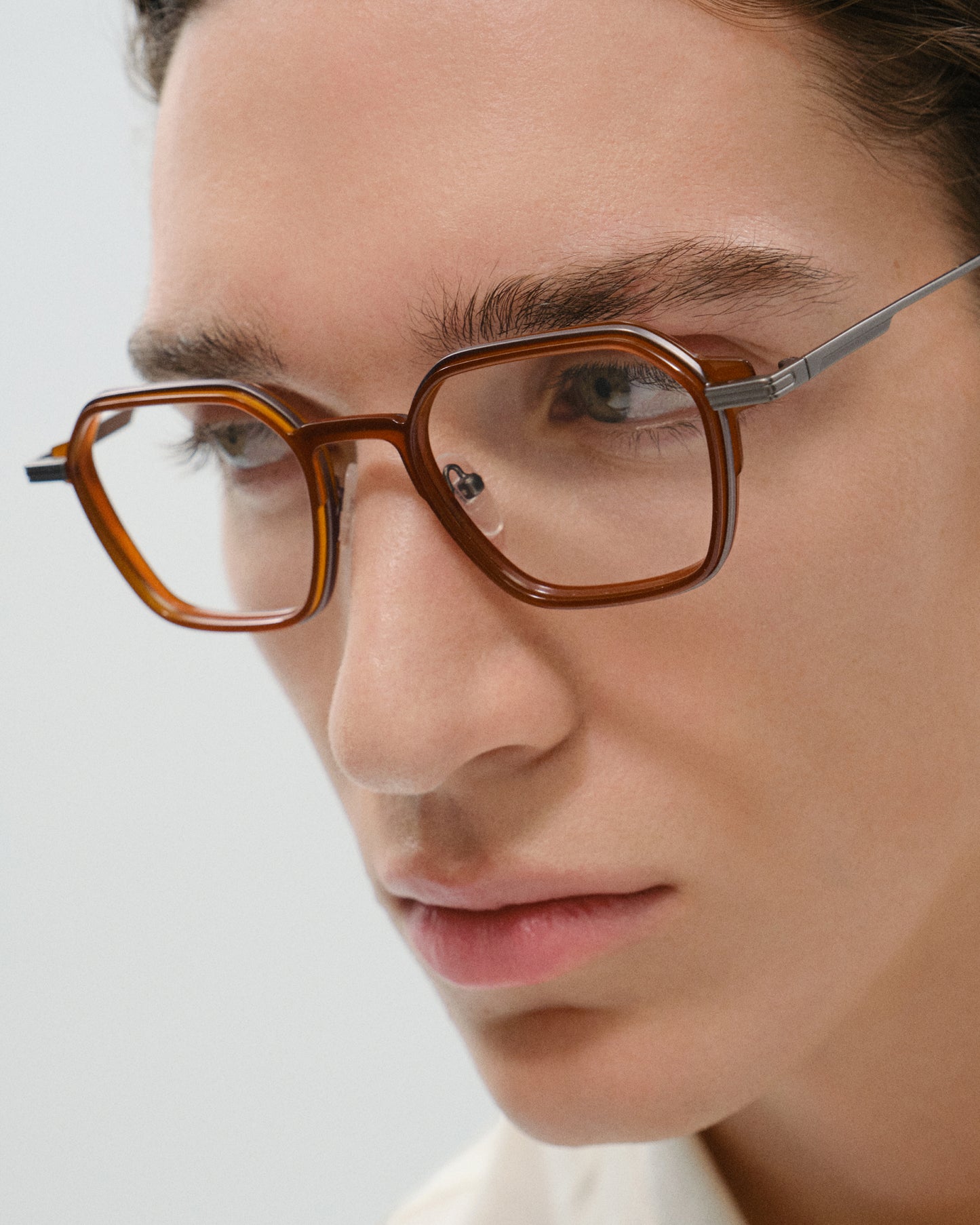RIVEN: Geométricas Acetato-Metal Marrón optical glasses by GIGI STUDIOS 11497
