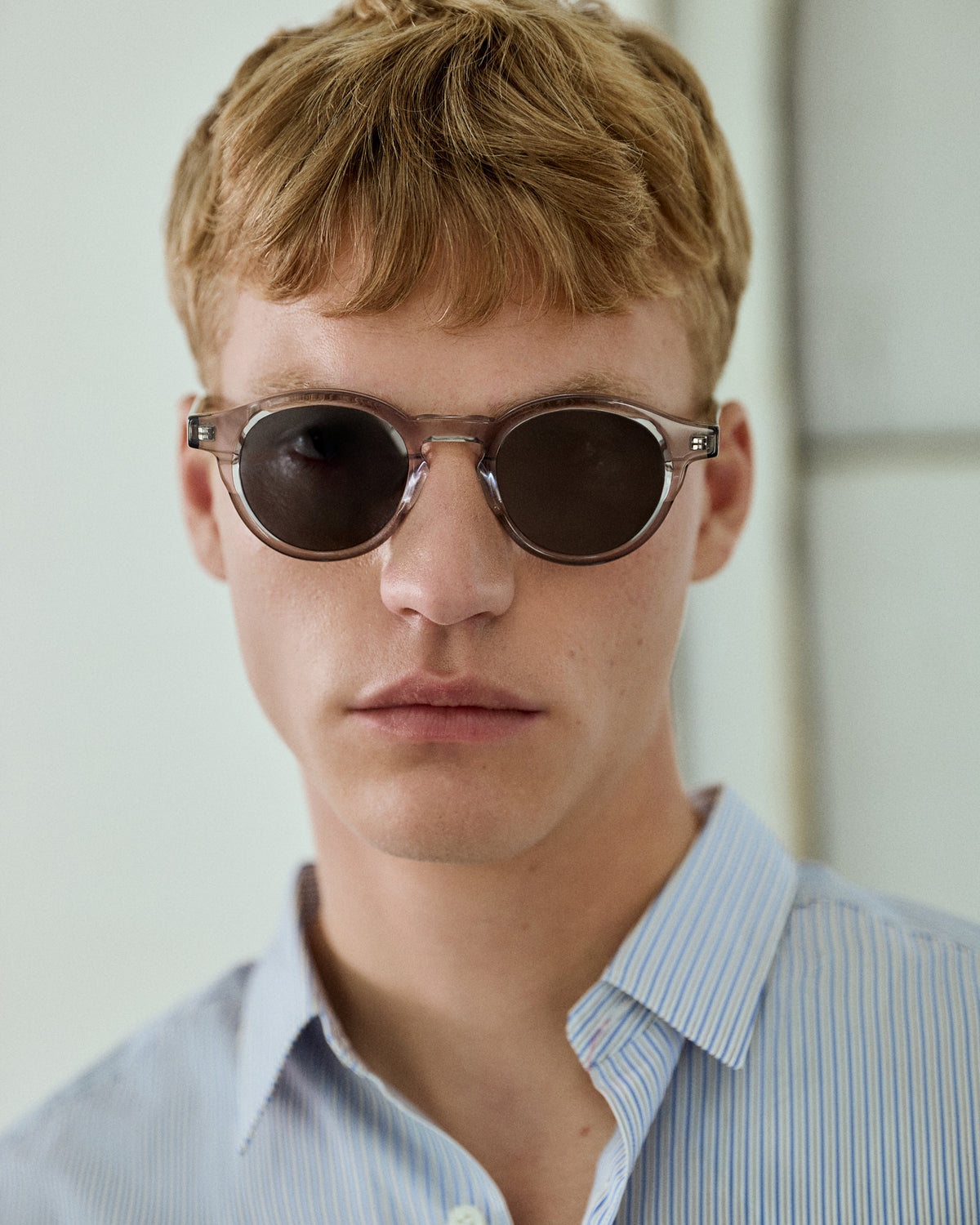 HARING: Redondas Acetato Grigio sunglasses by GIGI STUDIOS 14601