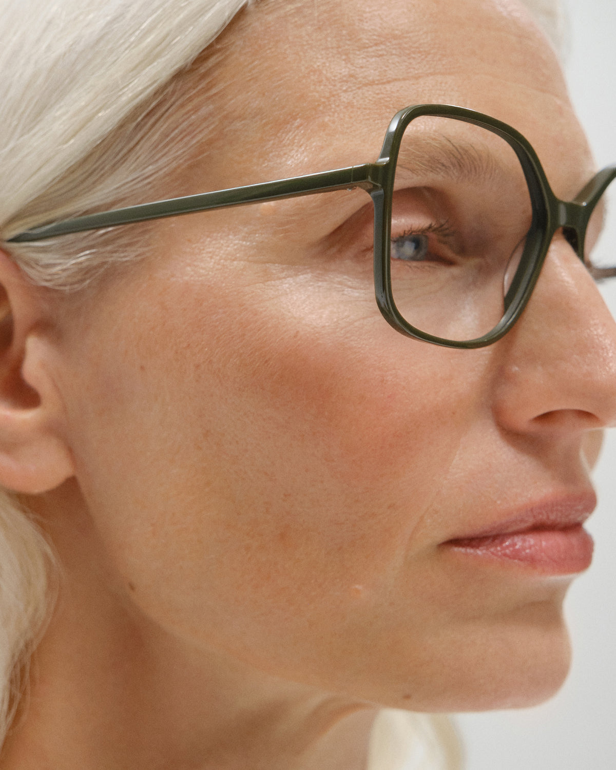 TARO: Cat Eye Acetato Verde optical glasses by GIGI STUDIOS 11525