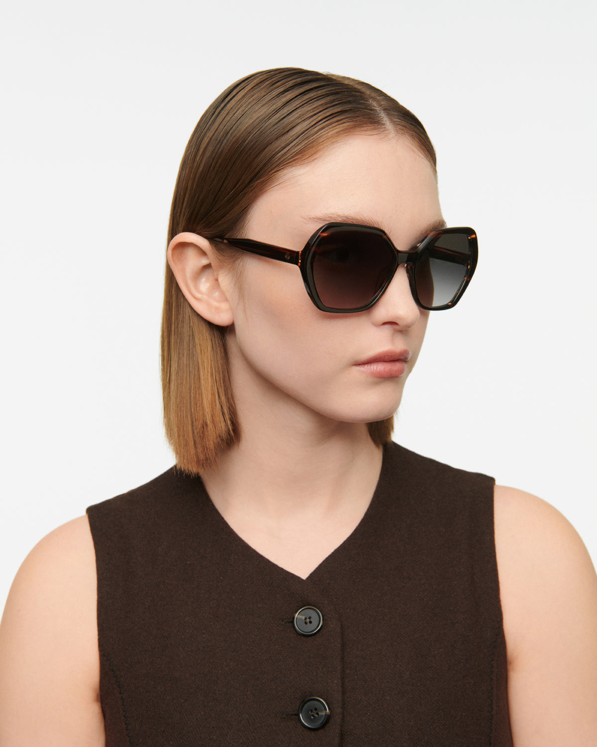 THADEUS: Geométricas Acetato Havana sunglasses by GIGI STUDIOS 7829