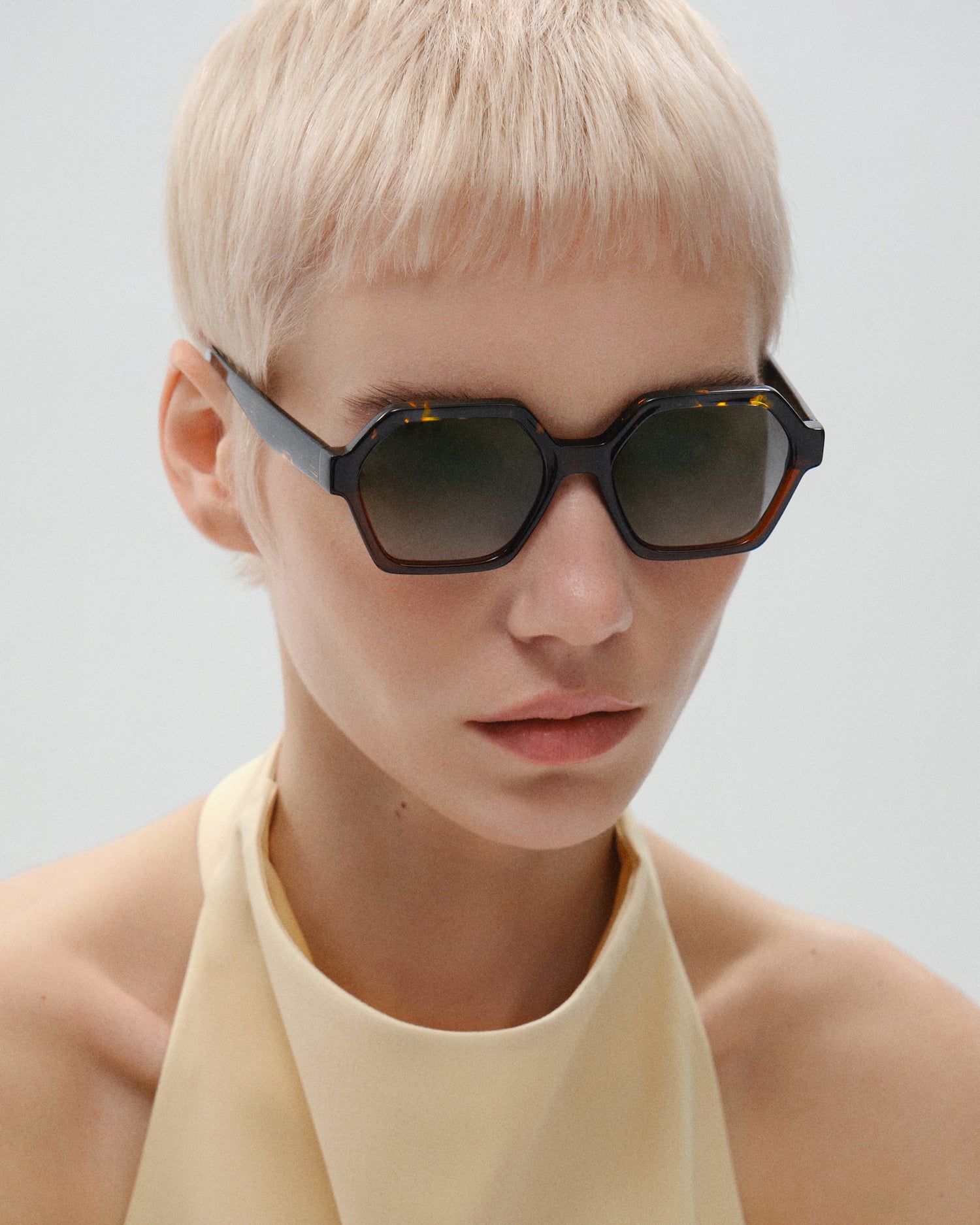 LUA: Geométricas Acetato Marrón sunglasses by GIGI STUDIOS 11534